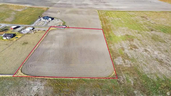 6670 W 2700 N #3, Petersboro, UT 84325