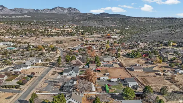 1217 W Topaz Rd, Saint George, UT 84770 - Image #3