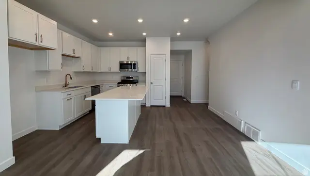 2162 W Stardew St #540, Eagle Mountain, UT 84005 - Image #2