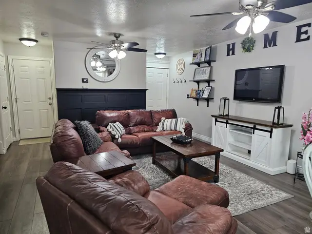 2007 N Belmont Dr, Saratoga Springs, UT 84045 - Image #2