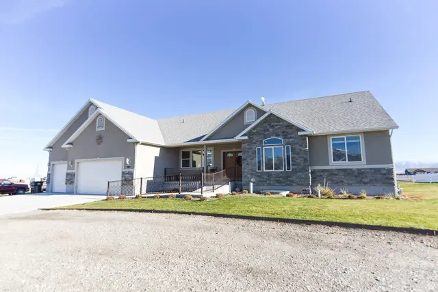 270 N Chiekezie Ln, Grantsville, UT 84029 - Image #2