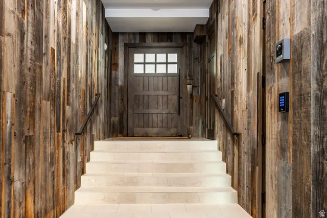 1907 Stone Hollow. Ct, Park City, UT 84098 - Image #2