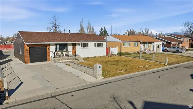 9886 S Antimony Ln, Sandy, UT 84094 - Image #3