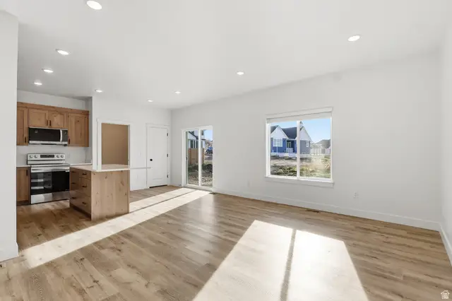 661 W 20 N, Hyrum, UT 84319 - Image #3