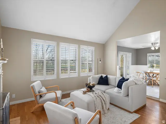 1177 W Shepard Ln, Farmington, UT 84025 - Image #2