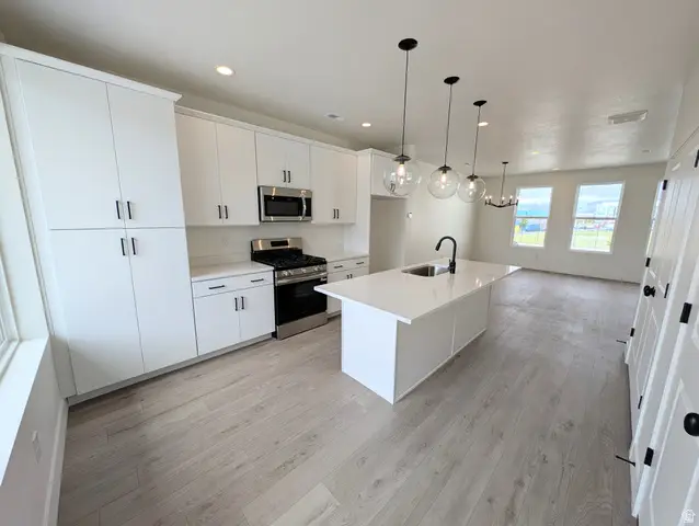 10991 S Freestone Rd W #107, South Jordan, UT 84009 - Image #2