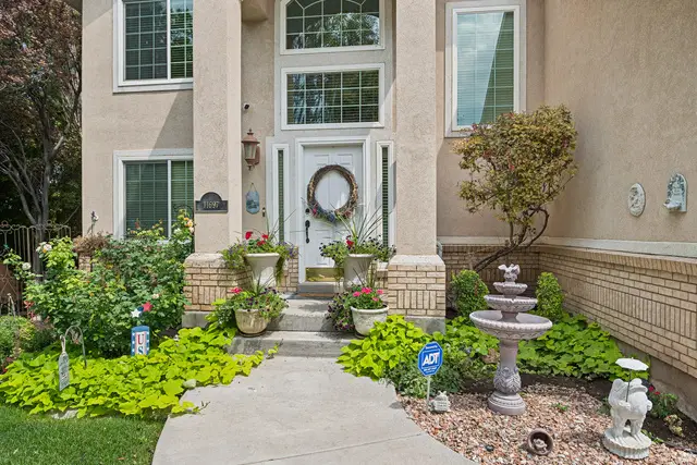 11697 S Tattered Angel Cv, Riverton, UT 84065 - Image #2