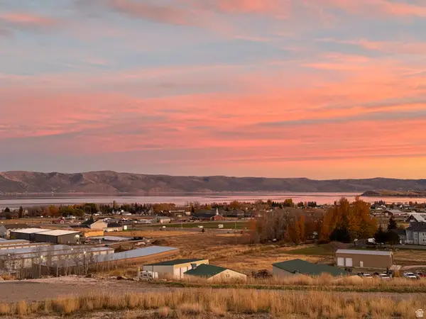 531 W Belle Dr, Garden City, UT 84028