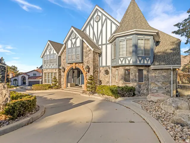 8585 S Mt Majestic Rd E, Sandy, UT 84093 - Image #2