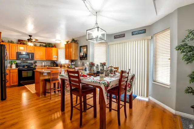 1942 W Silver Spur Way N, Farmington, UT 84025 - Image #3