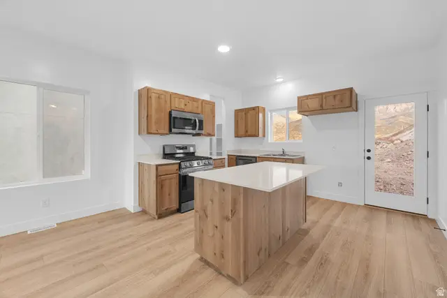 1769 S Sageberry Dr #352, Santaquin, UT 84655 - Image #3