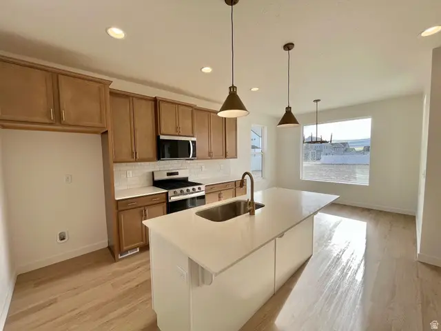 1184 E Blackfeet Dr #501, Eagle Mountain, UT 84005 - Image #3