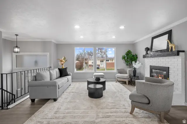 4929 S Huntington Rd W, Taylorsville, UT 84129 - Image #2