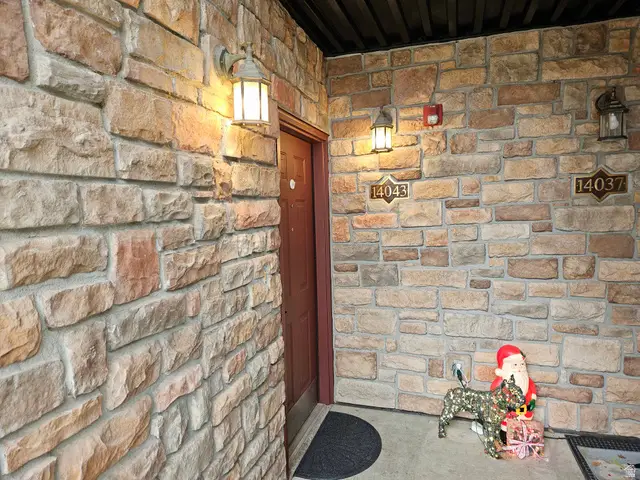 14043 S Bridgeview Court, Bluffdale, UT 84065 - Image #2