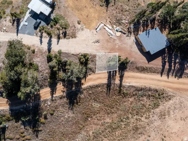 7854 E Heartwood Dr #8, Eden, UT 84310 - Image #3