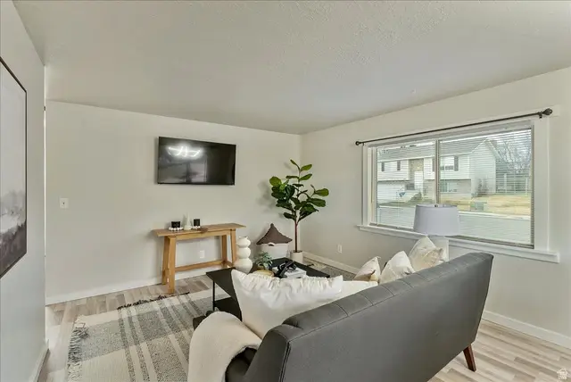 112 W 2050 N, Sunset, UT 84015 - Image #3