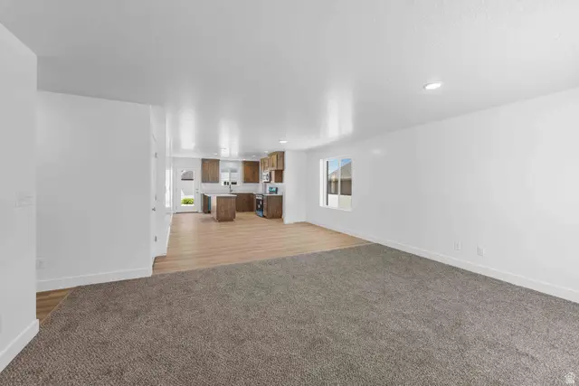 647 S Sageberry Dr #341, Santaquin, UT 84655 - Image #2