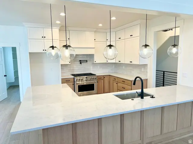 11578 S Flying Fish Dr #1-120, South Jordan, UT 84009 - #2