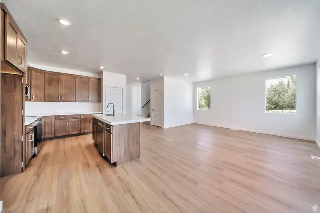 3534 W Franco Ct S #6, West Valley City, UT 84129 - Image #3