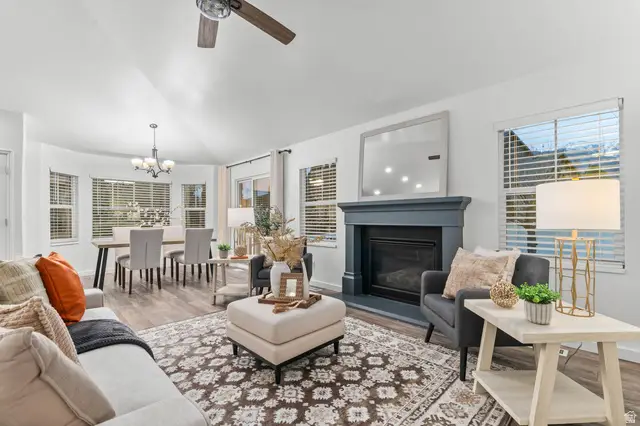 1512 N June Dr W, Farmington, UT 84025 - Image #2