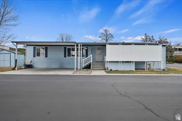 3800 S 1900 W #111, Roy, UT 84067