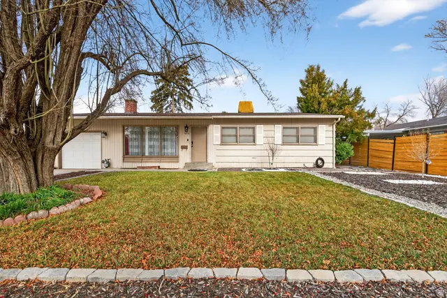 1771 E Fieldcrest Ln, Holladay, UT 84117 - Image #2