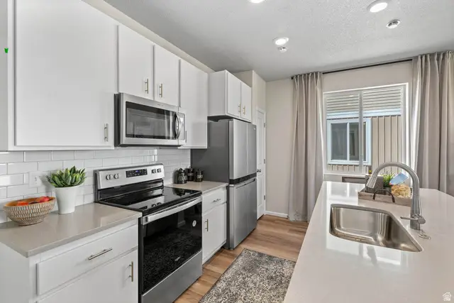 357 N Riverside Dr #979, Saratoga Springs, UT 84045 - Image #3