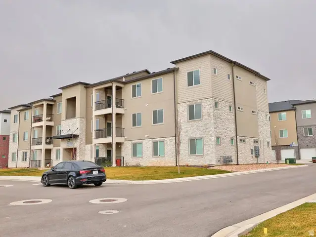 13525 S Poole Dr #B202, Riverton, UT 84065 - Image #2