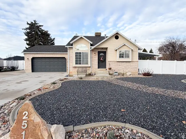 2517 N 4350 W, Plain City, UT 84404 - Image #1