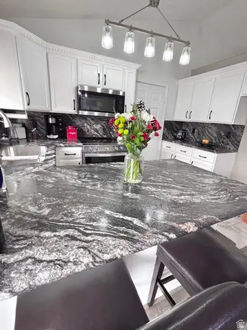 1429 W 2450 S, Woods Cross, UT 84087 - Image #2