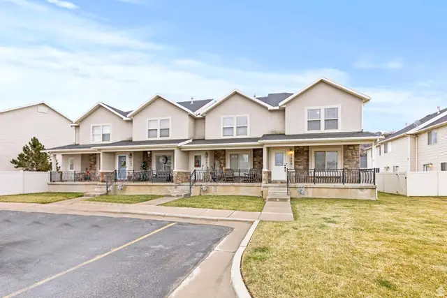 1559 E Sandalwood Dr, South Weber, UT 84405 - Image #2