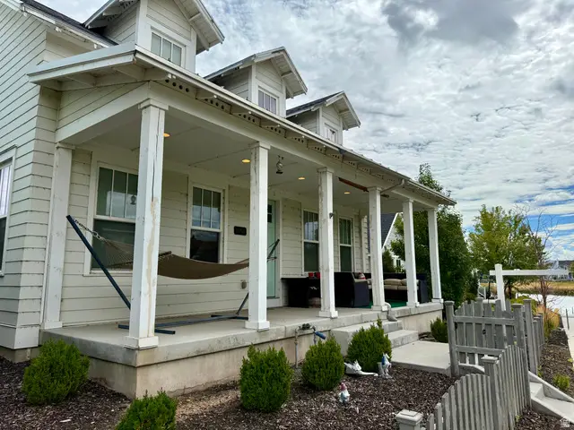 10758 S Felicity Ct W, South Jordan, UT 84009 - Image #2