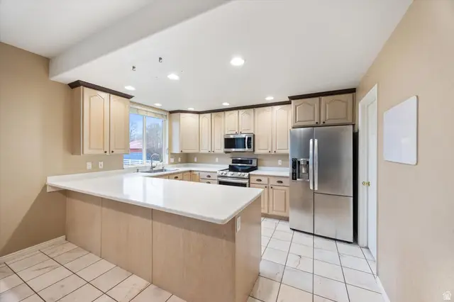 356 N Wrathall Cir, Grantsville, UT 84029 - Image #3