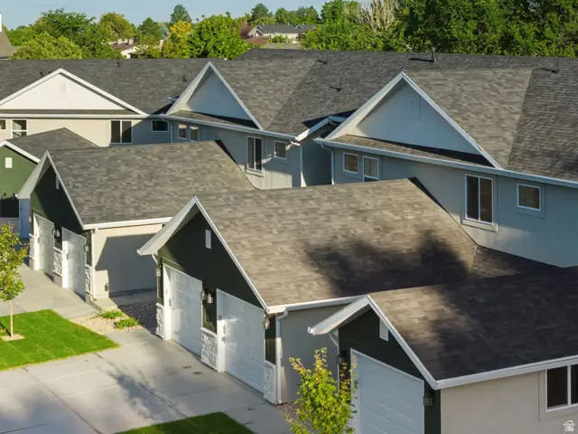 1627 N Angel St, Layton, UT 84041 - Image #2