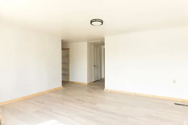 54 S Hale St, Grantsville, UT 84029 - Image #2