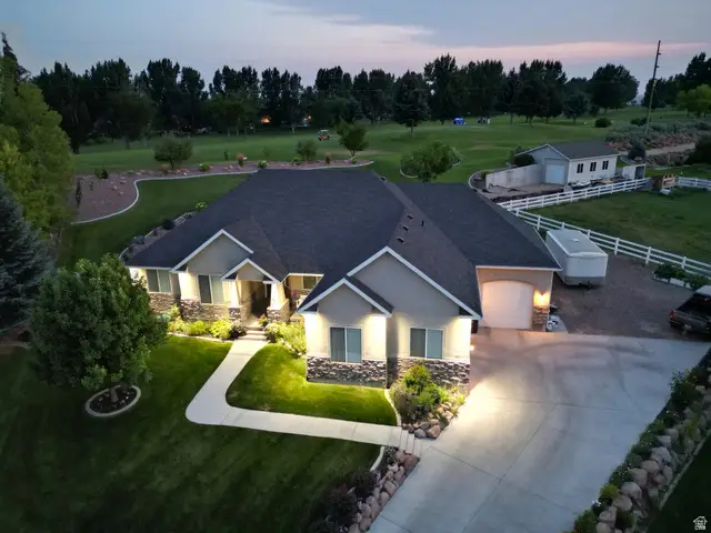 885 Canyon View Dr #8, Roosevelt, UT 84066 - Image #1