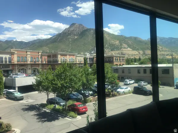 2240 E Laney Ave S #102, Holladay, UT 84117