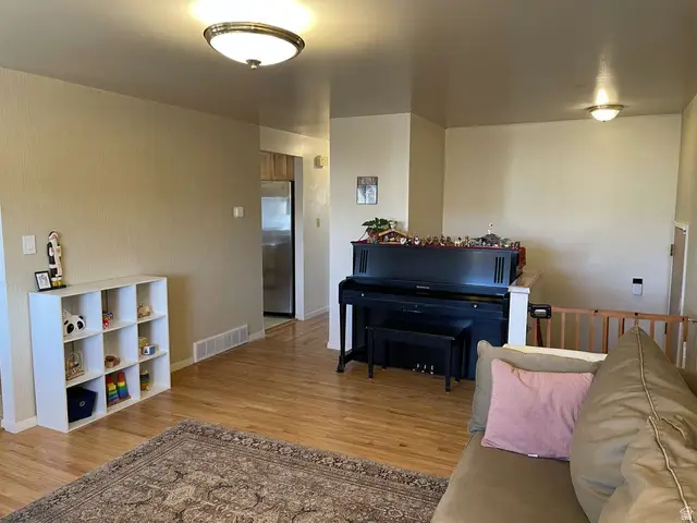 978 N Tremont St, Tremonton, UT 84337 - Image #3