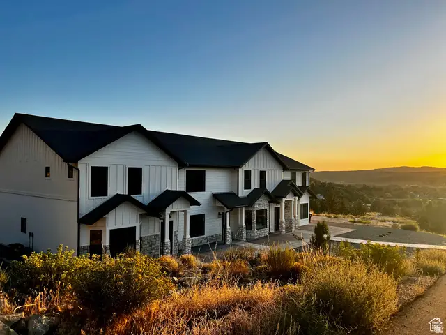 421 E White Sands Way #D, Orderville, UT 84758 - #1