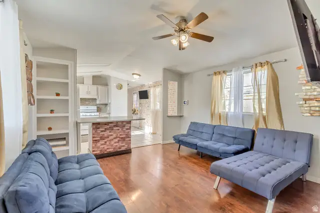 3314 S Westcrest Dr #33, West Valley City, UT 84120 - Image #2