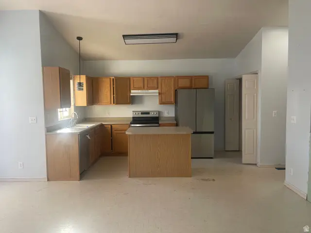 3641 S Country West Dr W, Magna, UT 84044 - Image #2