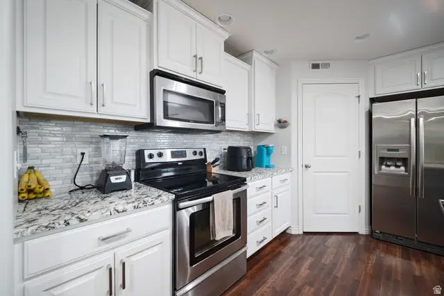 11782 S Currant W #108, South Jordan, UT 84009 - Image #3