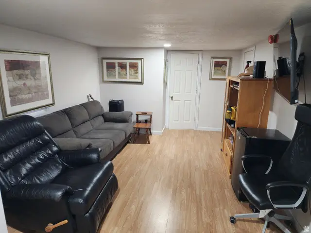 3187 S Eastcrest Rd W #11A, West Valley City, UT 84120 - Image #3