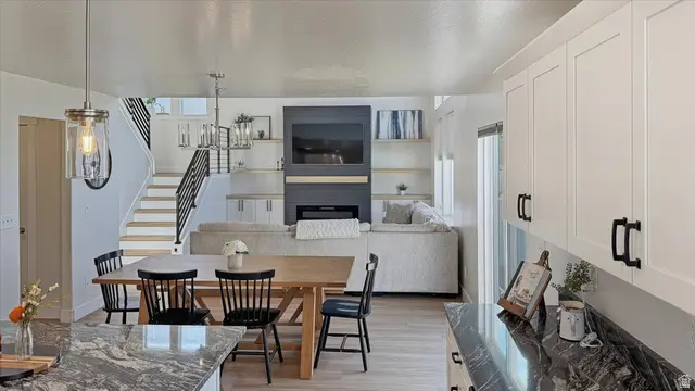 153 N Valcrest Dr, Saratoga Springs, UT 84045 - Image #2