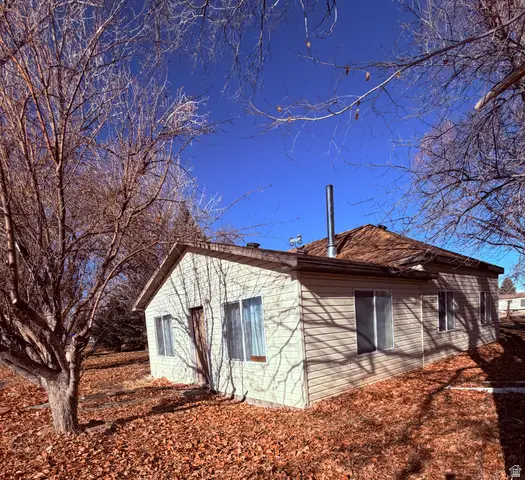 50 S 400 E, Myton, UT 84052 - Image #3