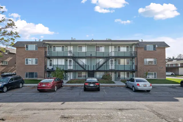 3677 S 2200 W, West Valley City, UT 84119 - Image #2