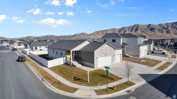 1217 E Pamela St #225, Eagle Mountain, UT 84005