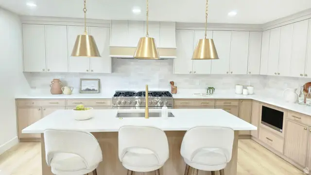 2099 E Worchester Dr S, Cottonwood Heights, UT 84121 - Image #3