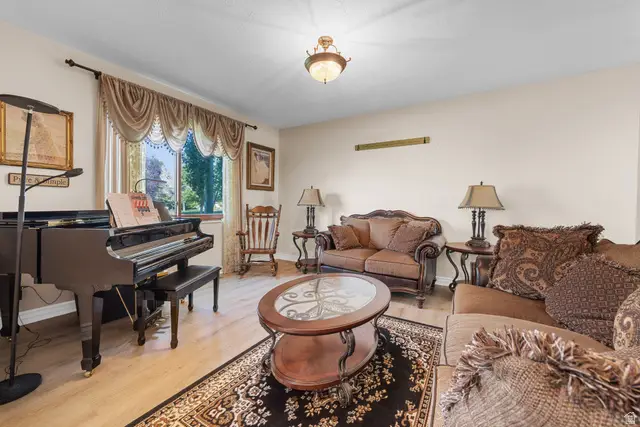 6 N Shady Ln E, Salem, UT 84653 - Image #3