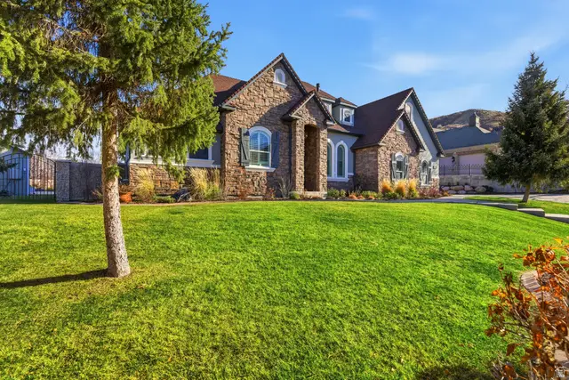 649 Cordova Ct, North Salt Lake, UT 84054 - Image #3